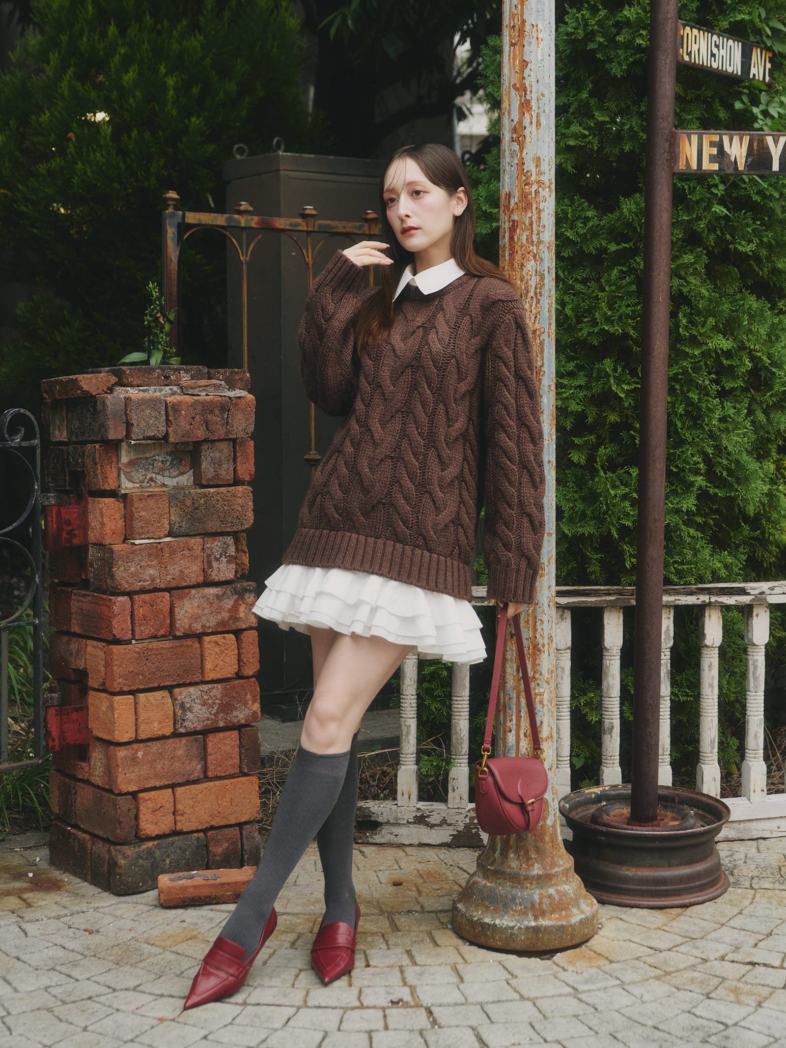 Olu.｜フリルレイヤードケーブルニット | Rakuten Fashion(楽天