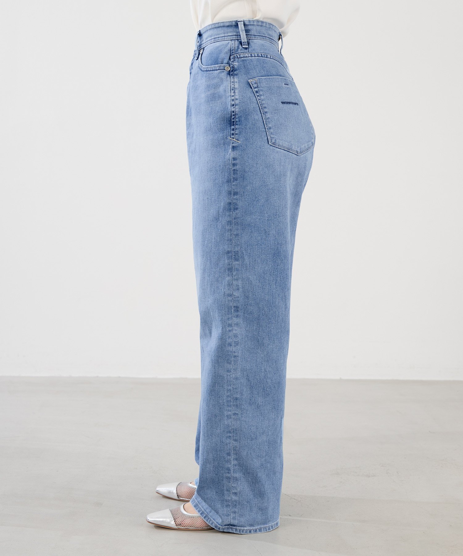 MICA＆DEAL｜【YANUK】AIRY Really Light ルーズストレートデニム-Joan