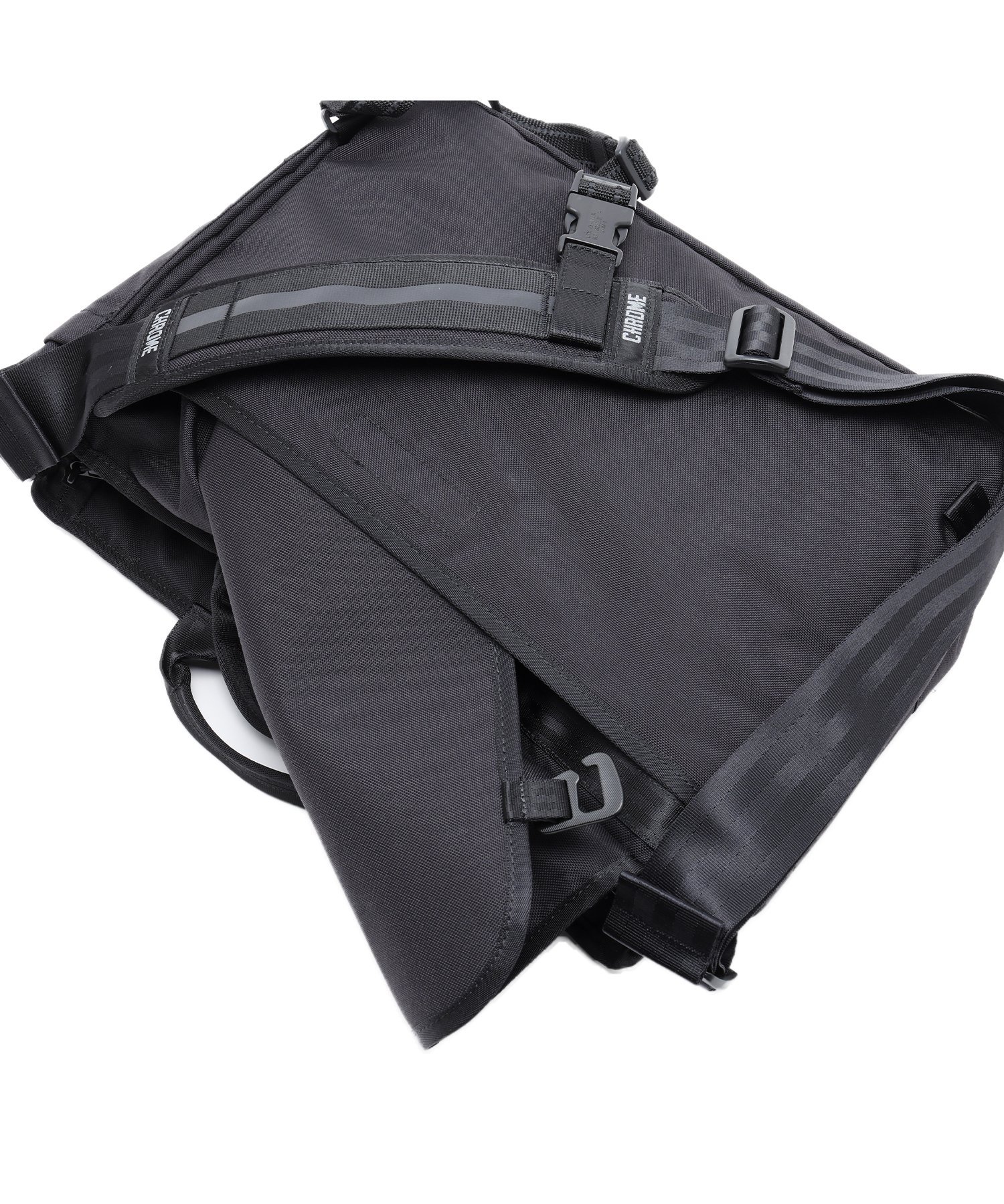 CHROME｜(M)MIDTOWN 20L MESSENGER | Rakuten Fashion(楽天