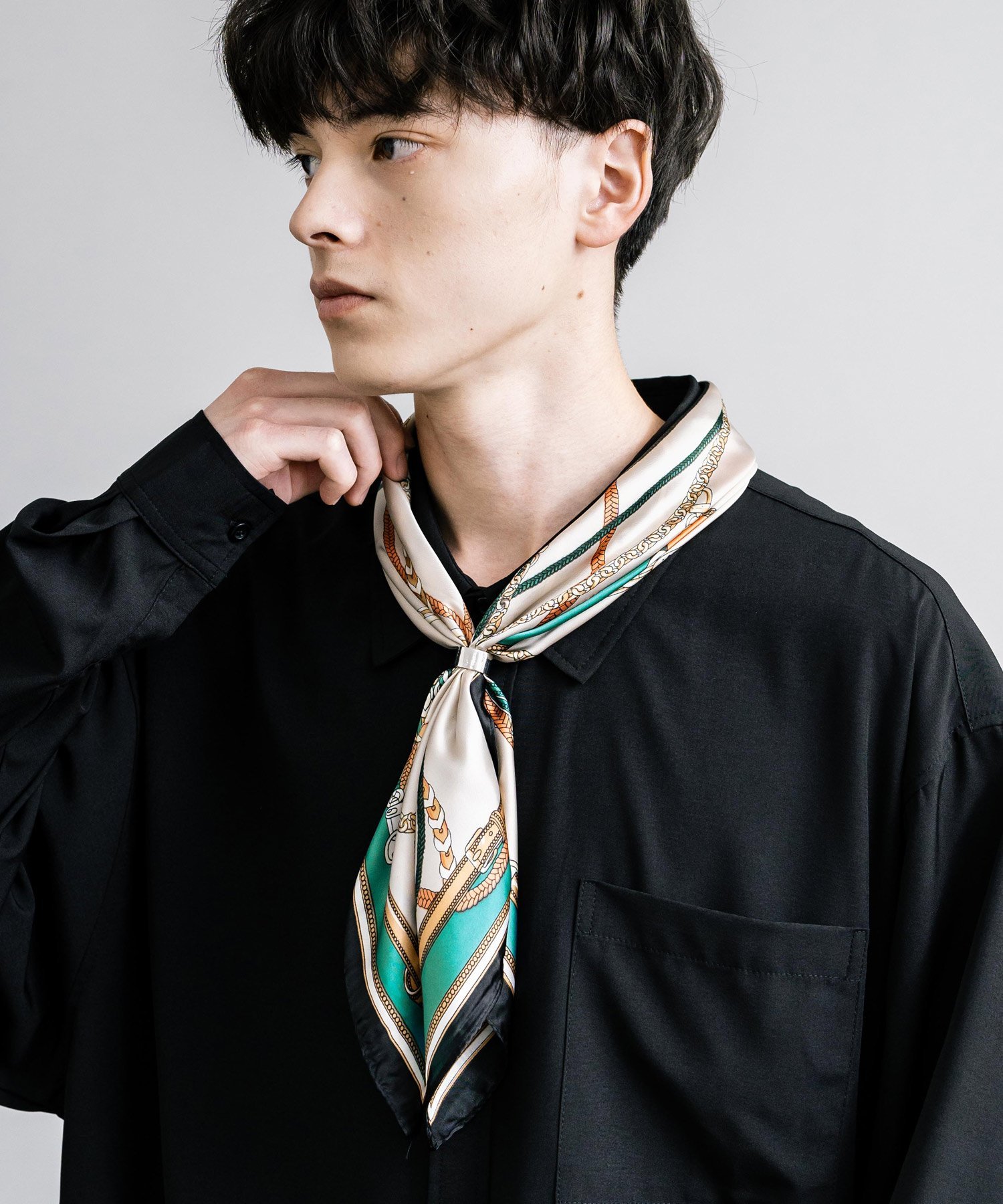 Rocky Monroe｜スカーフリング付き大判サイズ総柄スカーフ | Rakuten