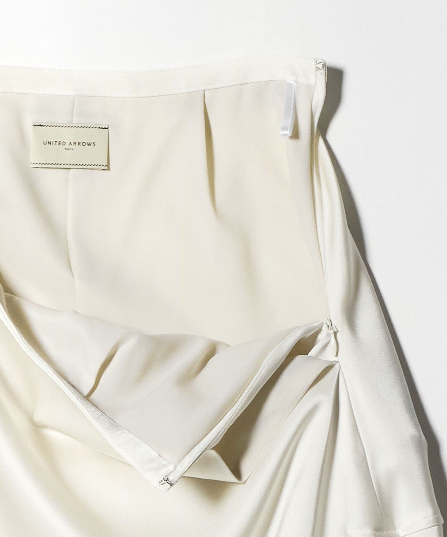 UNITED ARROWS｜サテン コクーン スカート -ウォッシャブル- | Rakuten