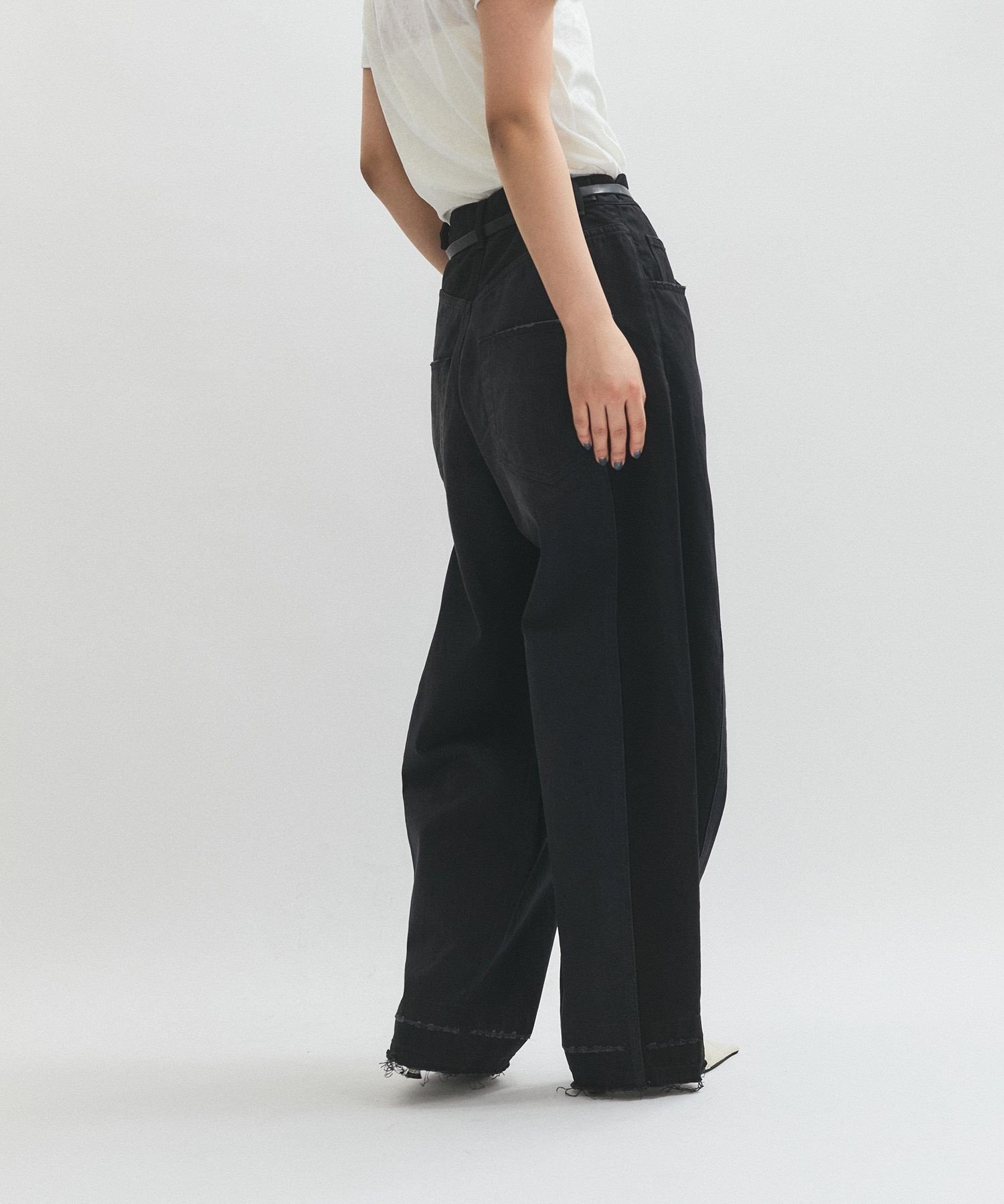 ADAM ET ROPE'｜【サステナブル】リメイクライクコントラストデニム