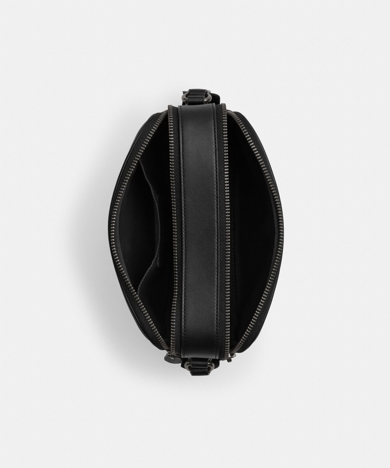 COACH OUTLET｜【公式】グラハム クロスボディ バッグ・シグネチャー