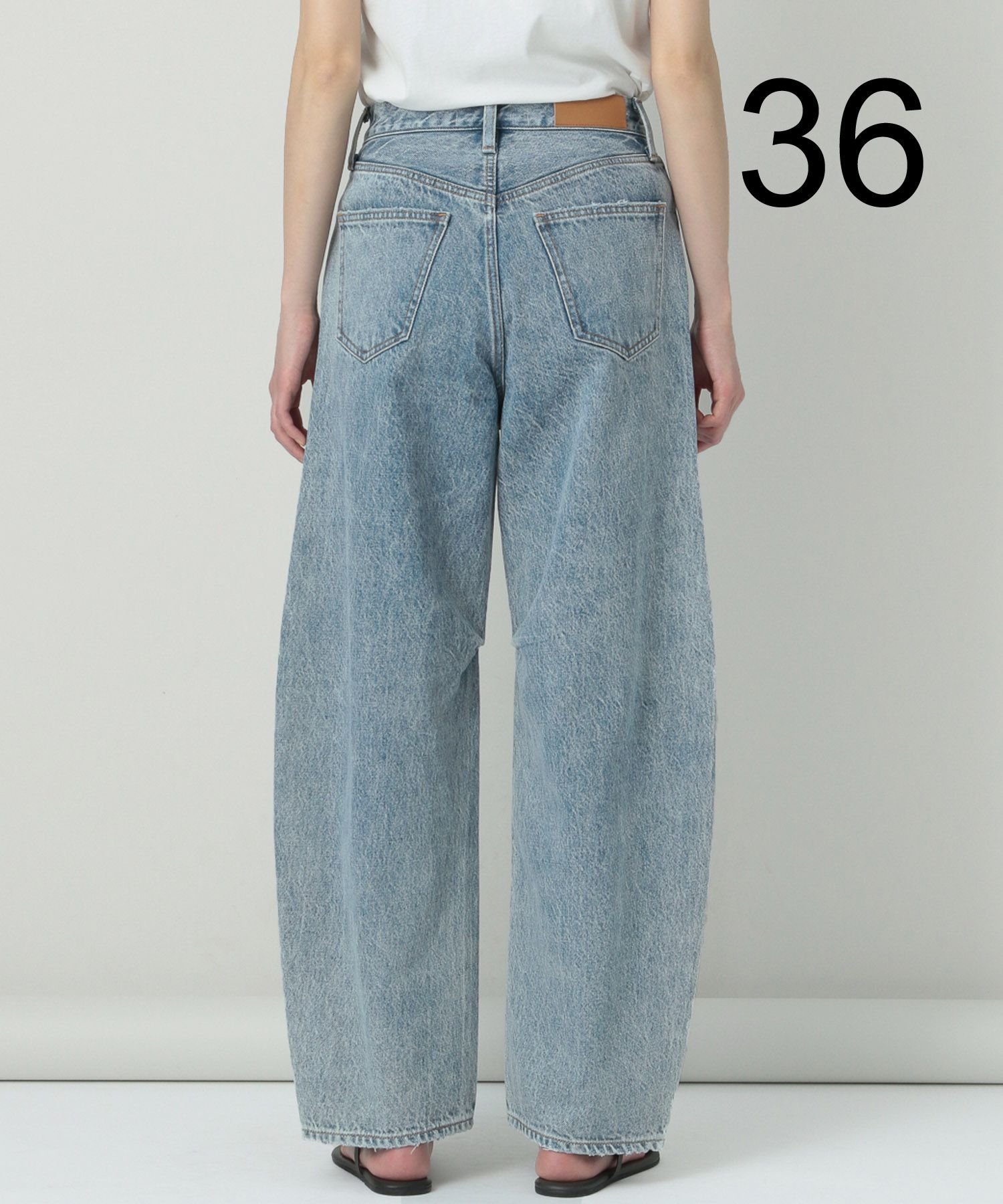 Curensology 〈&RC〉カーヴィーデニムパンツ Curensology(カレンソロジー)｜〈&RC〉カーヴィーデニムパンツ/ブルー