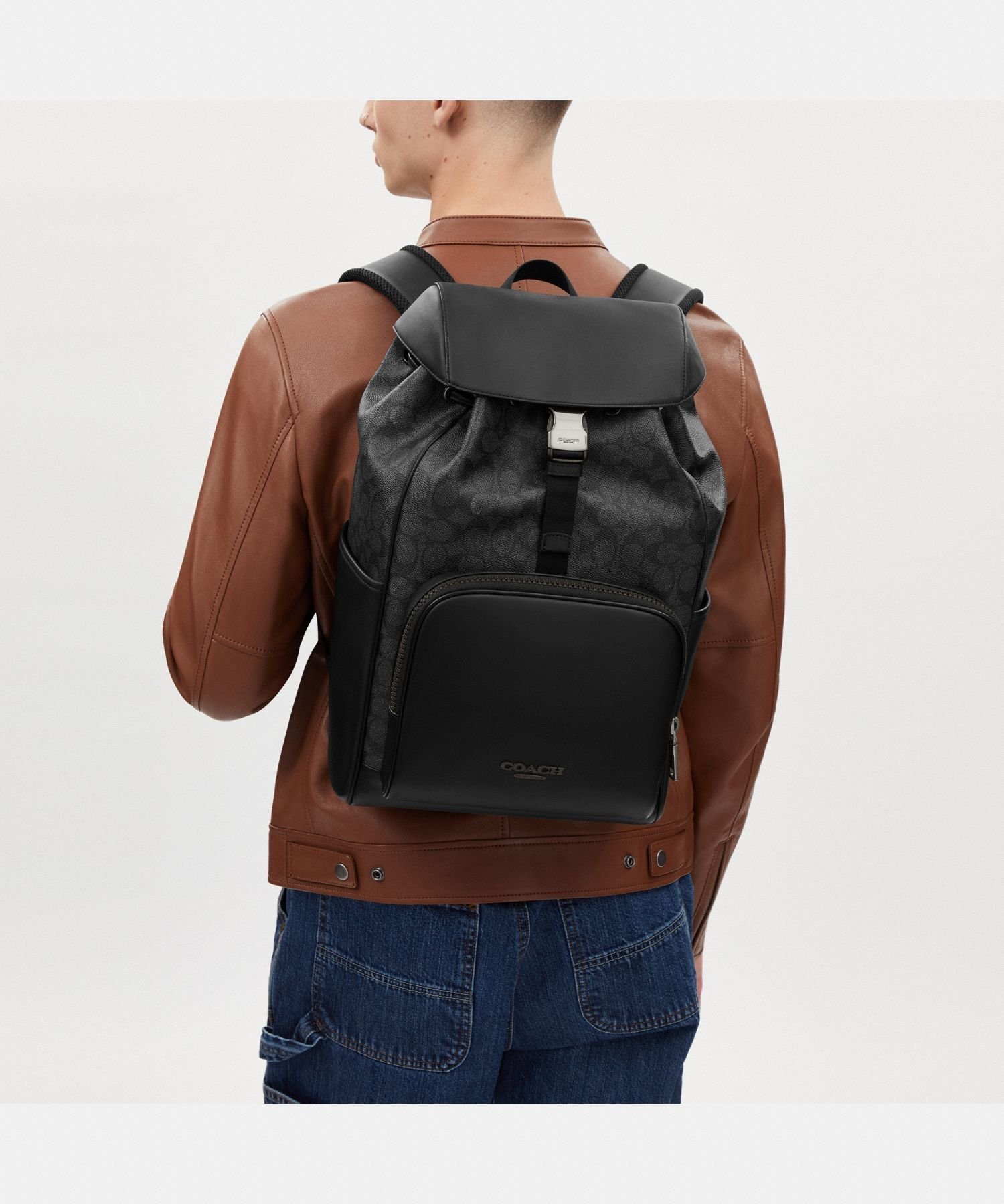 COACH OUTLET｜【公式】レーサー バックパック・シグネチャー