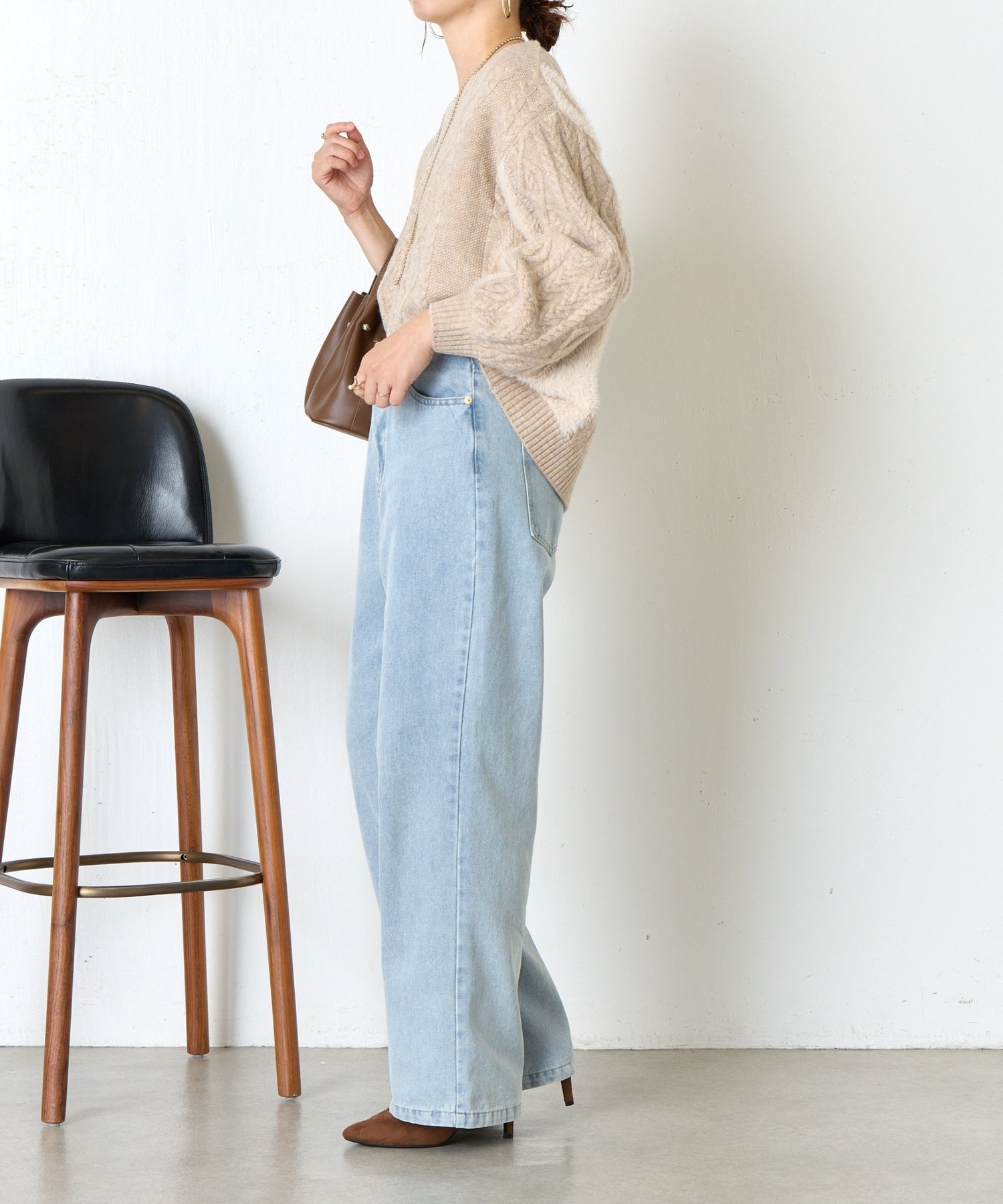 Jena espace merveilleux｜【後ろ姿で惹きつける】バックレースアップ