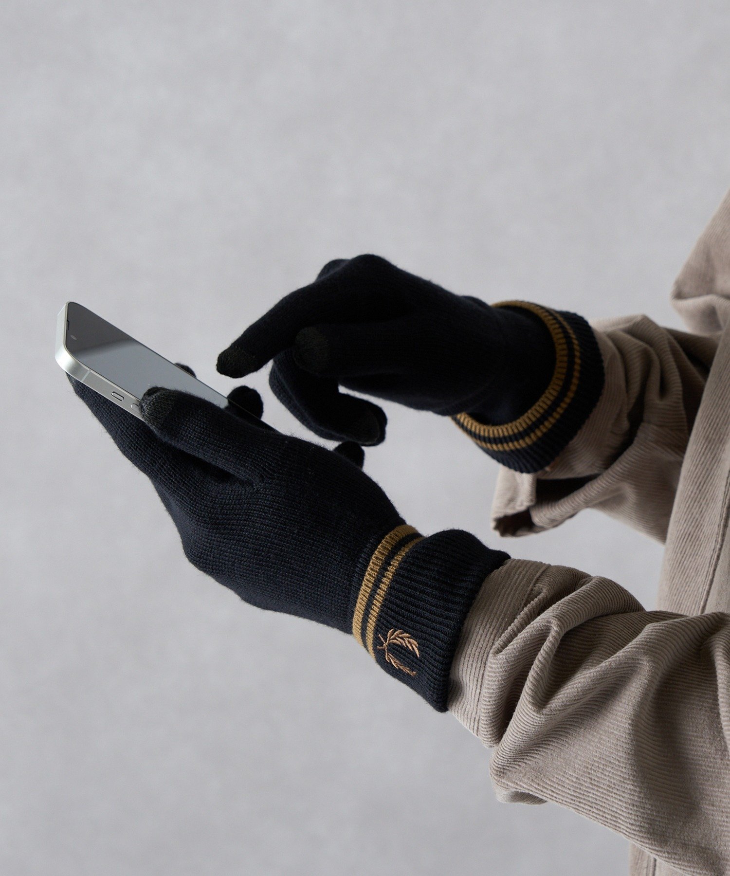 Cassette Chart｜FRED PERRY/TWIN TIPPED MERINO WOOL GLOVES/フレッド