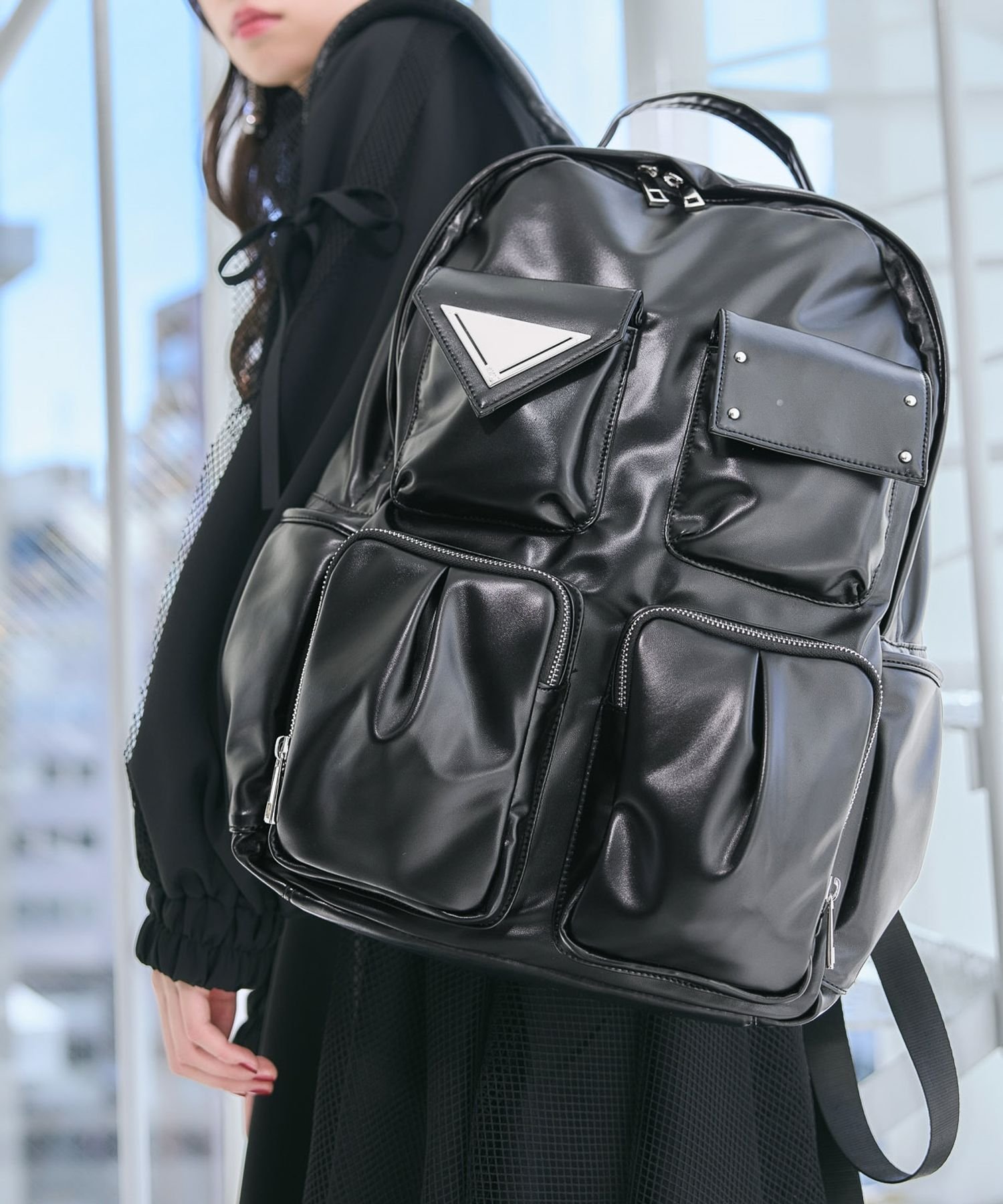 HARE｜プレートポケットデザインリュック | Rakuten Fashion(楽天