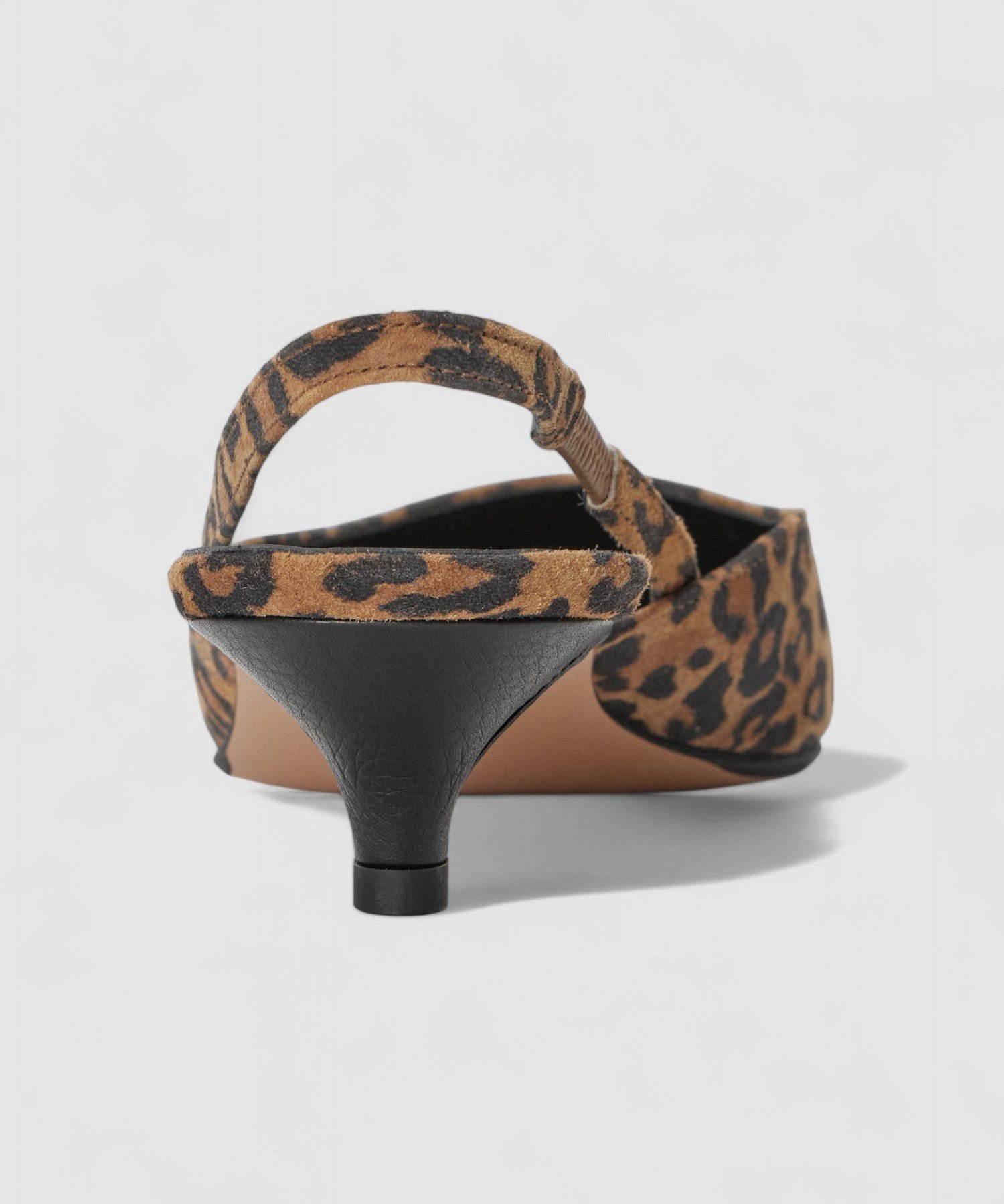 allureville｜◇ ポインテッドスリングバックストラップパンプス