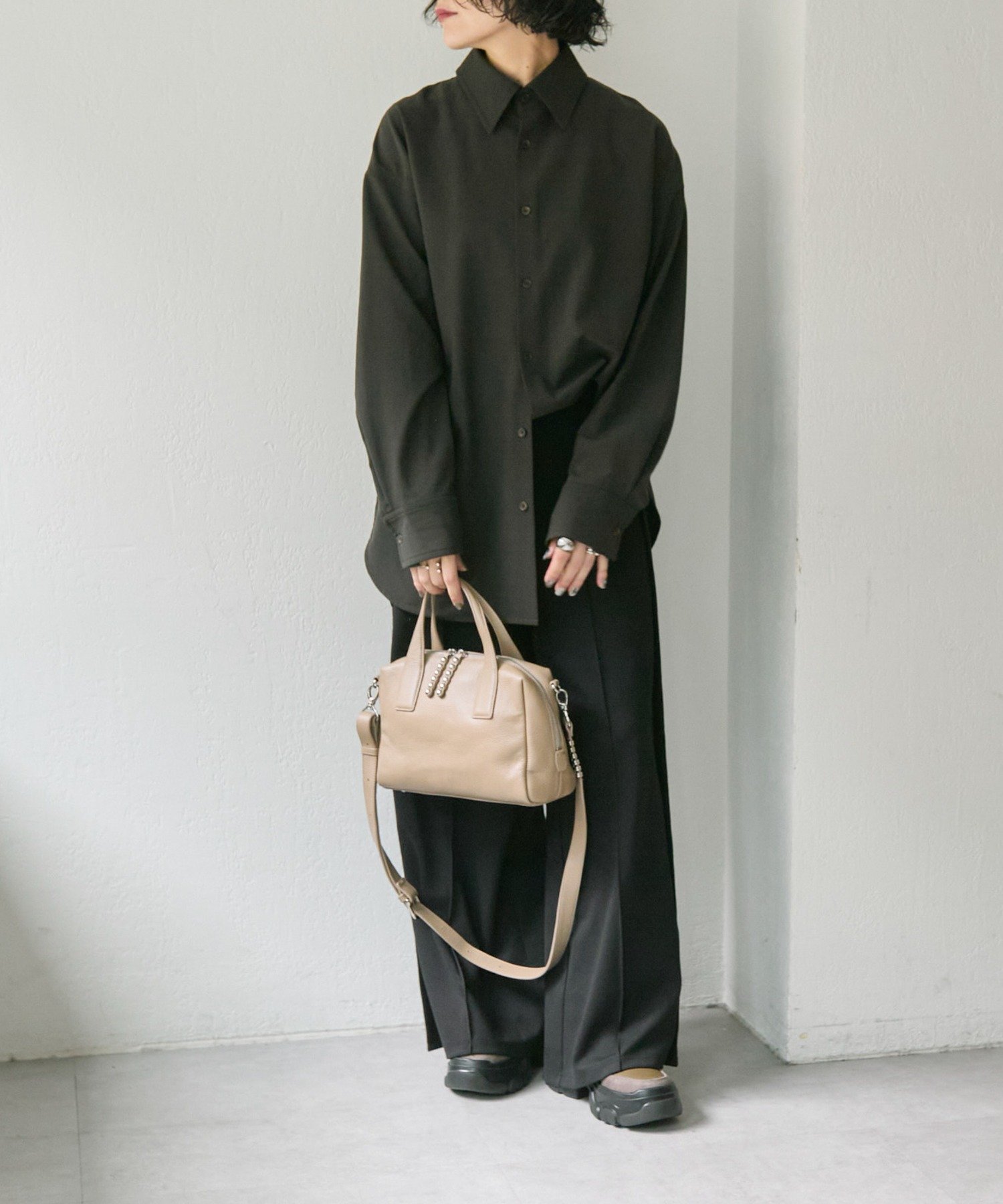 ear PAPILLONNER｜スタッズボストンバッグ | Rakuten Fashion(楽天