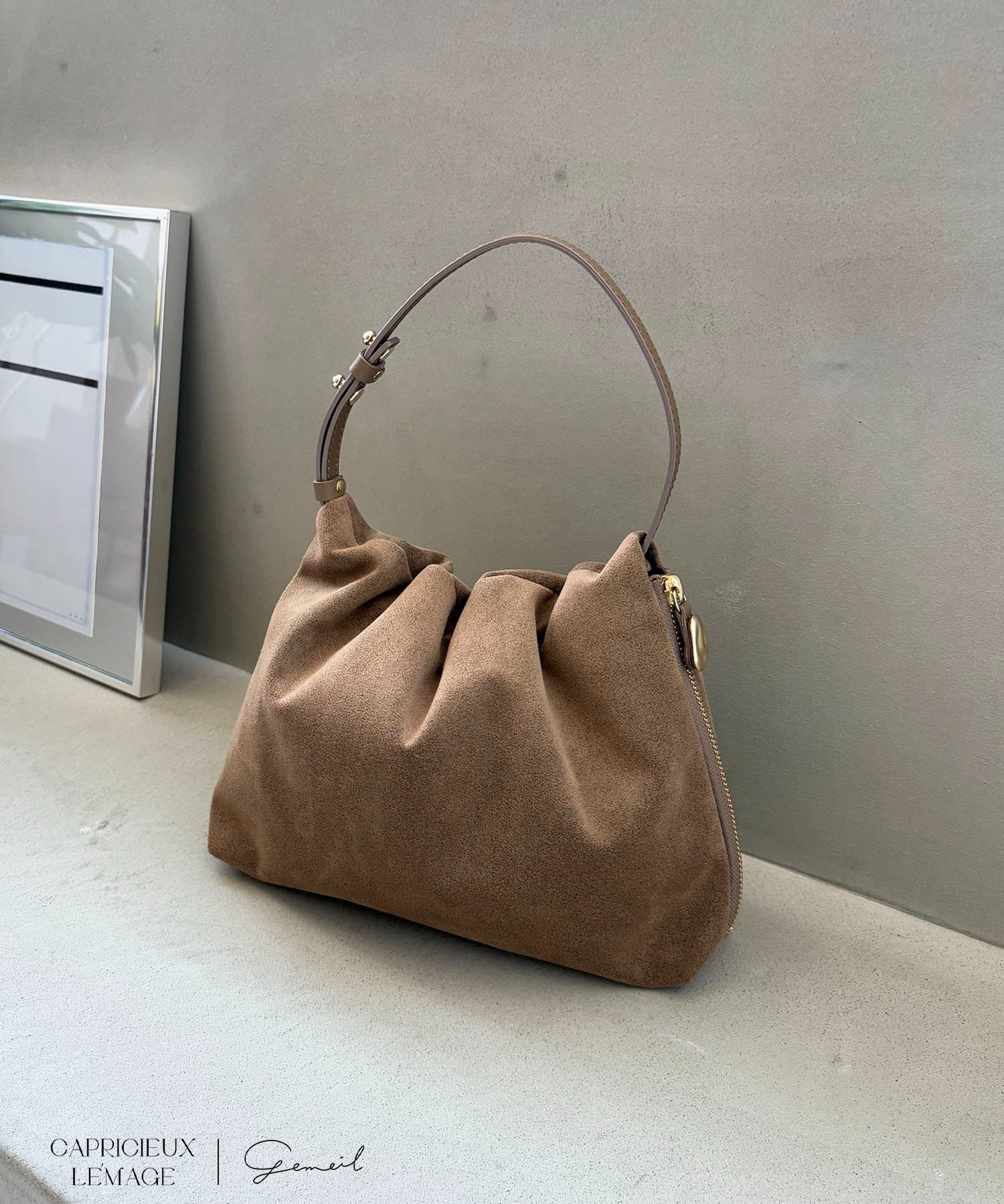 CAPRICIEUX LE'MAGE｜【LE'MAGE×gemeilコラボ】スエードワンハンドル