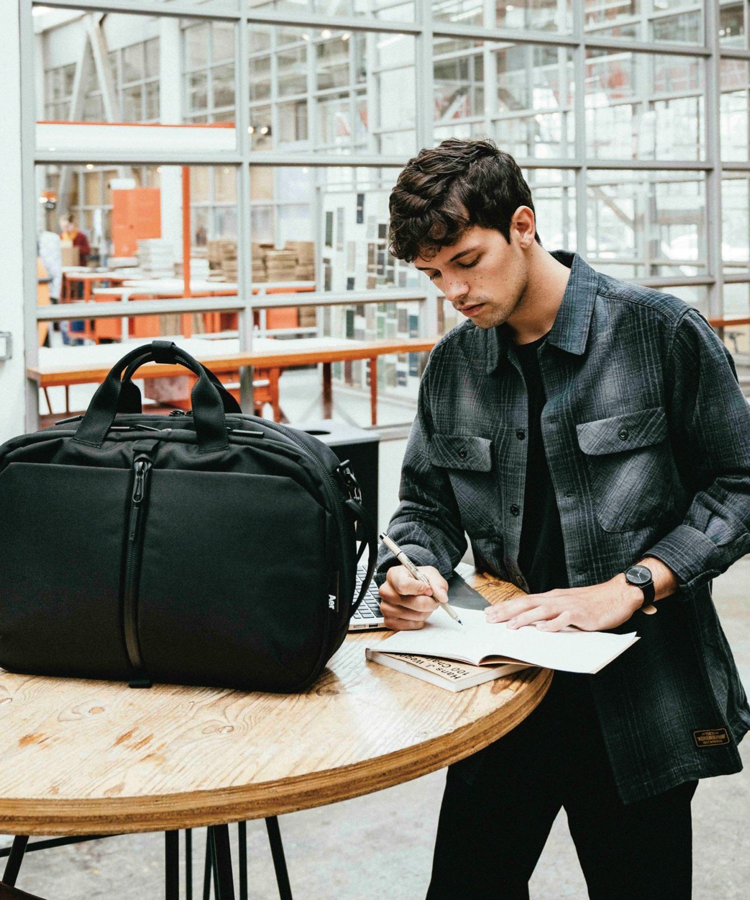 ＜Aer エアー＞ 3WAY BRIEF/バッグ■BEAUTY&YOUTH別注■ BEAUTY&YOUTH UNITED ARROWS｜【別注】 <Aer> 3WAY BRIEF/バッグ