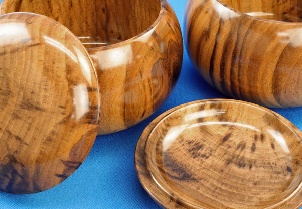 楽天市場】囲碁 高級木製碁笥 黒柿 超特大 ※熟練職人が造る極めて稀少