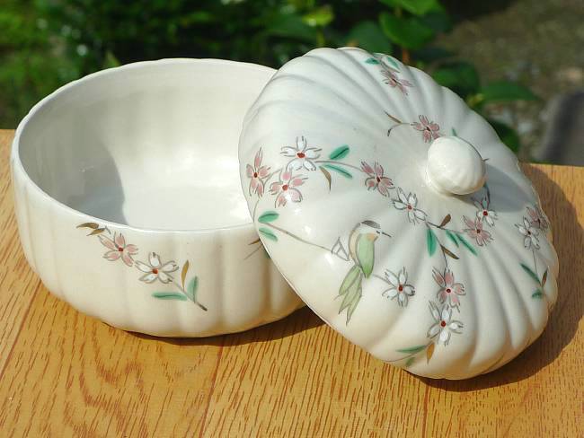 楽天市場】京焼 清水焼 花丸花鳥蓋物 : 京焼清水焼専門店 松韻堂