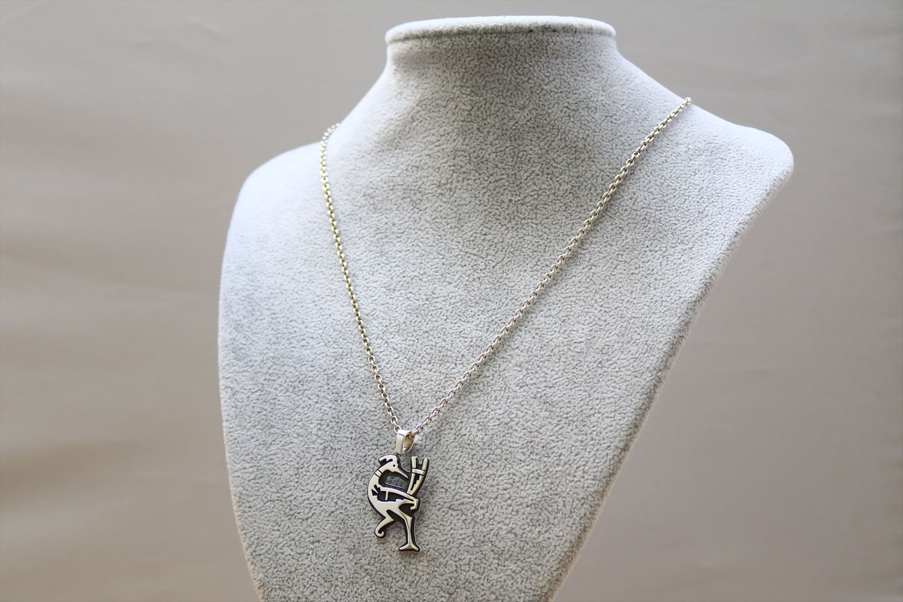 楽天市場】インディアンジュエリー ホピ族 Alvin Taylor (アルヴィン