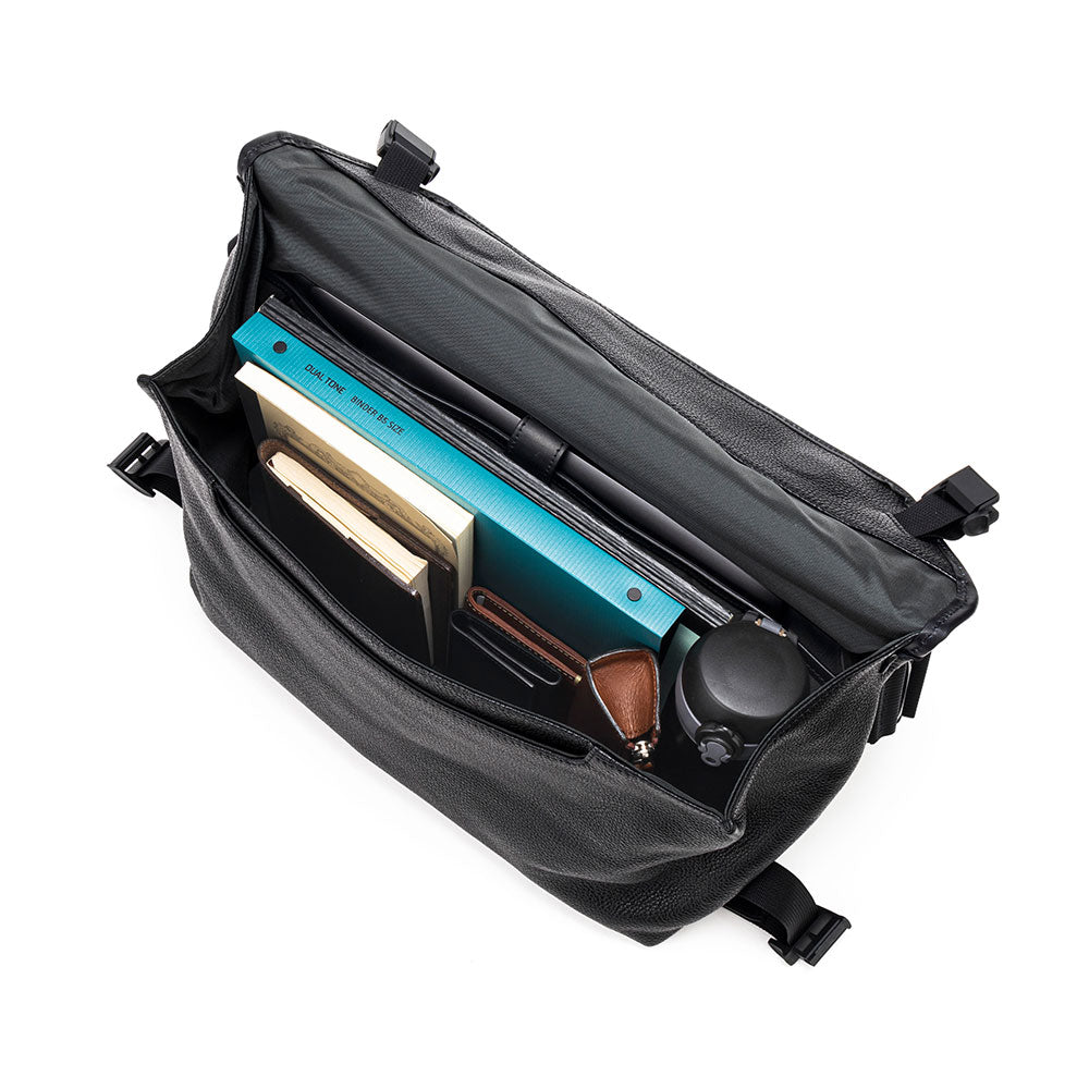 楽天市場】【土屋鞄公式】ザ・シーンズ メッセンジャーバッグ : 土屋鞄