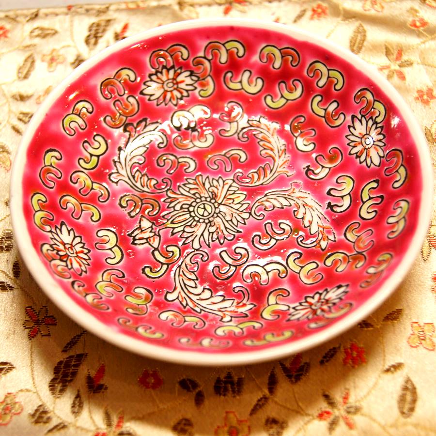 楽天市場】景徳鎮 赤洋連 粉彩 反口 3寸皿 23174104A : 天宝堂