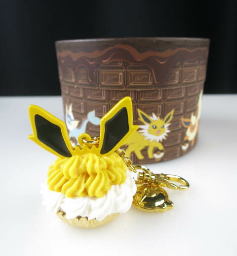 楽天市場】【中古】Q-pot. × ポケモン / イーブイ サンダース カップ