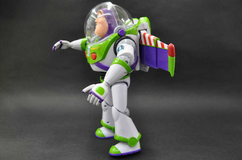 楽天市場】トイ・ストーリー リアルサイズトーキングフィギュア バズ