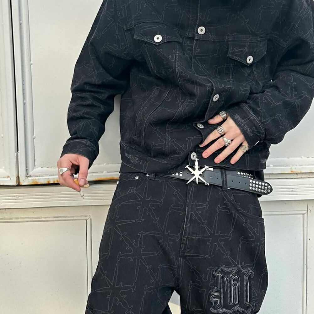 楽天市場】UNKNOWN LONDON / Metal Stud Belt : VENTURER