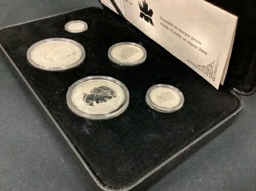 カナダ王立造幣局発行 メイプルリーフ硬貨 カラー 2004年 カナダ王立