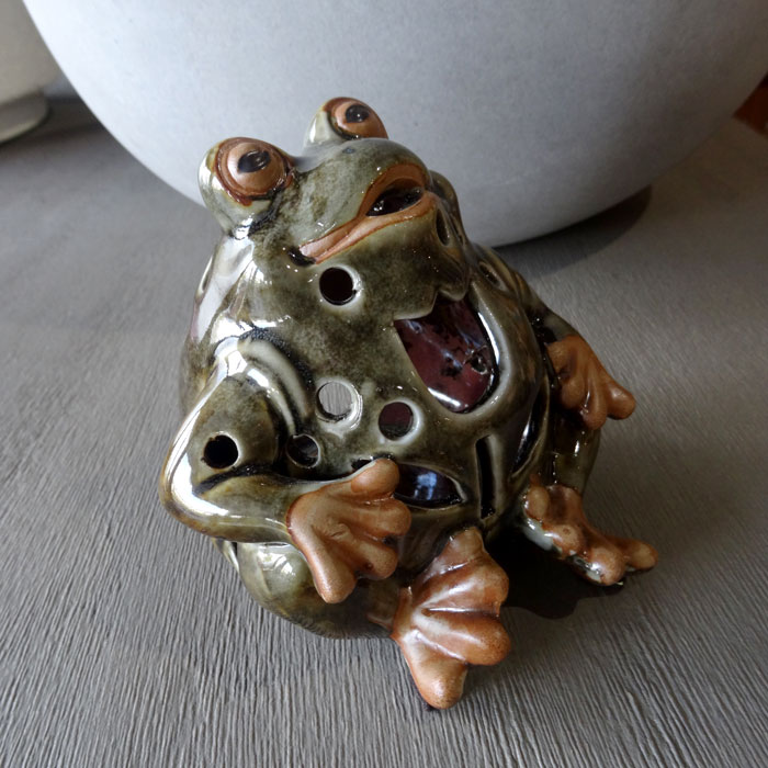 楽天市場】香炉 お香 香炉 アロマ 置物 御線香 せんこう カエル かえる