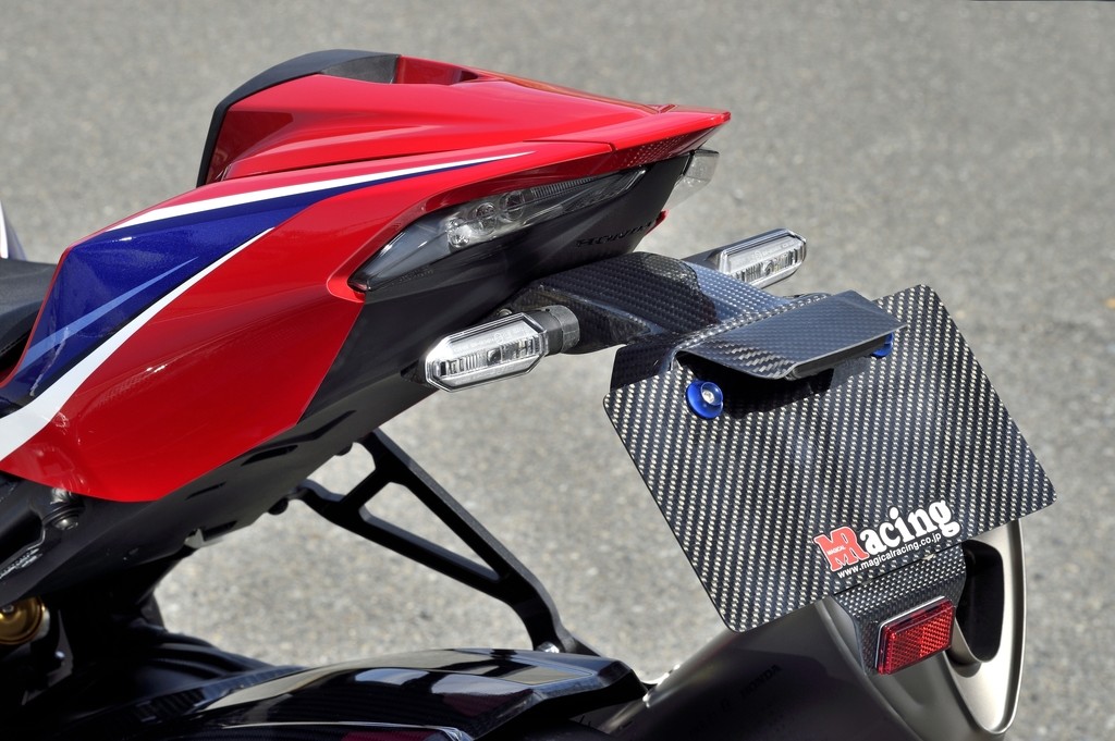 楽天市場】Magical Racing マジカルレーシング フェンダーレスキット