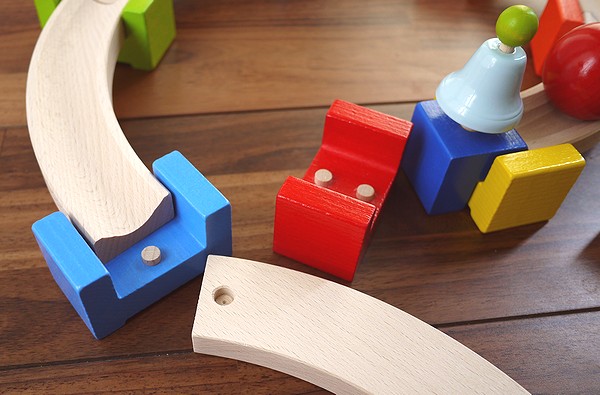 楽天市場】ハバ社 ベビークーゲルバーン 小 正規輸入品 1歳半 2歳 HABA