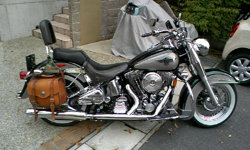 楽天市場】1年保証付 メンテナンスクロス付！HD ハーレー FLSTN