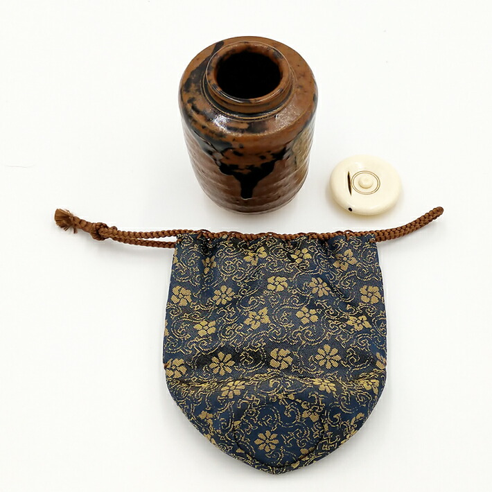 楽天市場】加藤錦雄造 瀬戸茶入 仕覆 正法寺緞子 共箱 古瀬戸写 肩衝