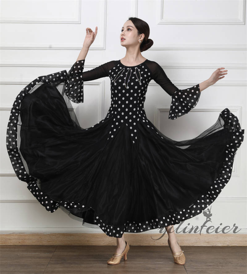 楽天市場】社交ダンスドレス 水玉柄 フリル袖 七分丈袖 フラメンコ