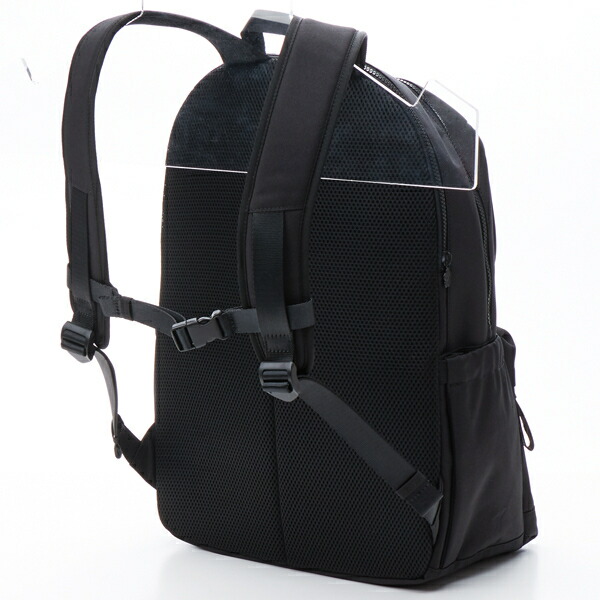 楽天市場】オールブラックシンプルロゴ リュックL／マリークワント