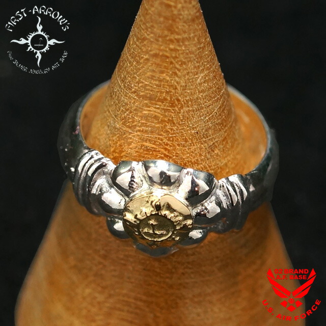 楽天市場】ポイント2倍!!ファーストアローズ K18付 コンチョリング