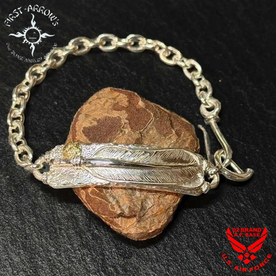 楽天市場】ポイント2倍!!ファーストアローズ K18付 フェザーベアロック