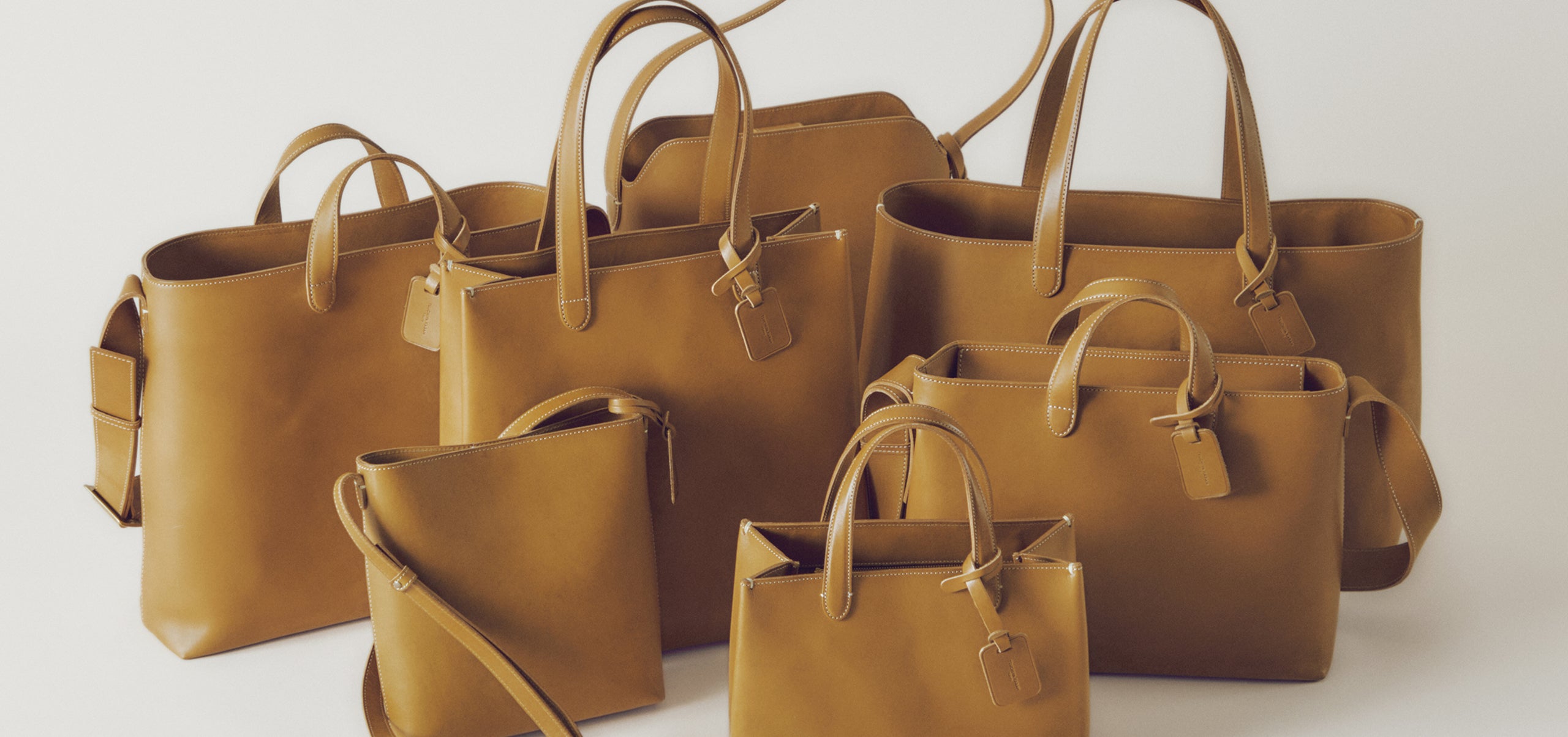 ディアリオ」シリーズ 2026年春夏・数量限定色 「カーキ」 – 土屋鞄製造所