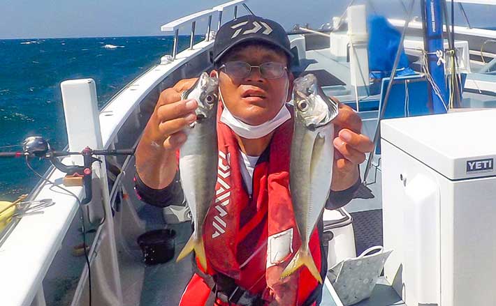 相模湾アジ五目船でデカアジ30尾【洋征丸】サバ対策は蛍光ビーズで調整