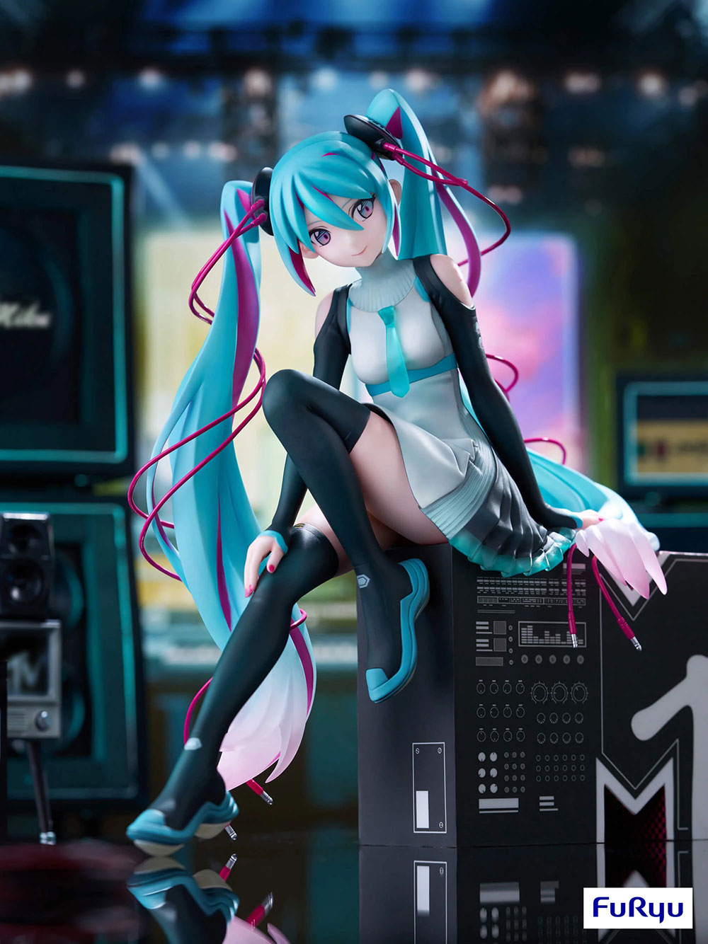 初音ミク×MTV 1/7スケールフィギュア【AMU-FNX913:4580736409132