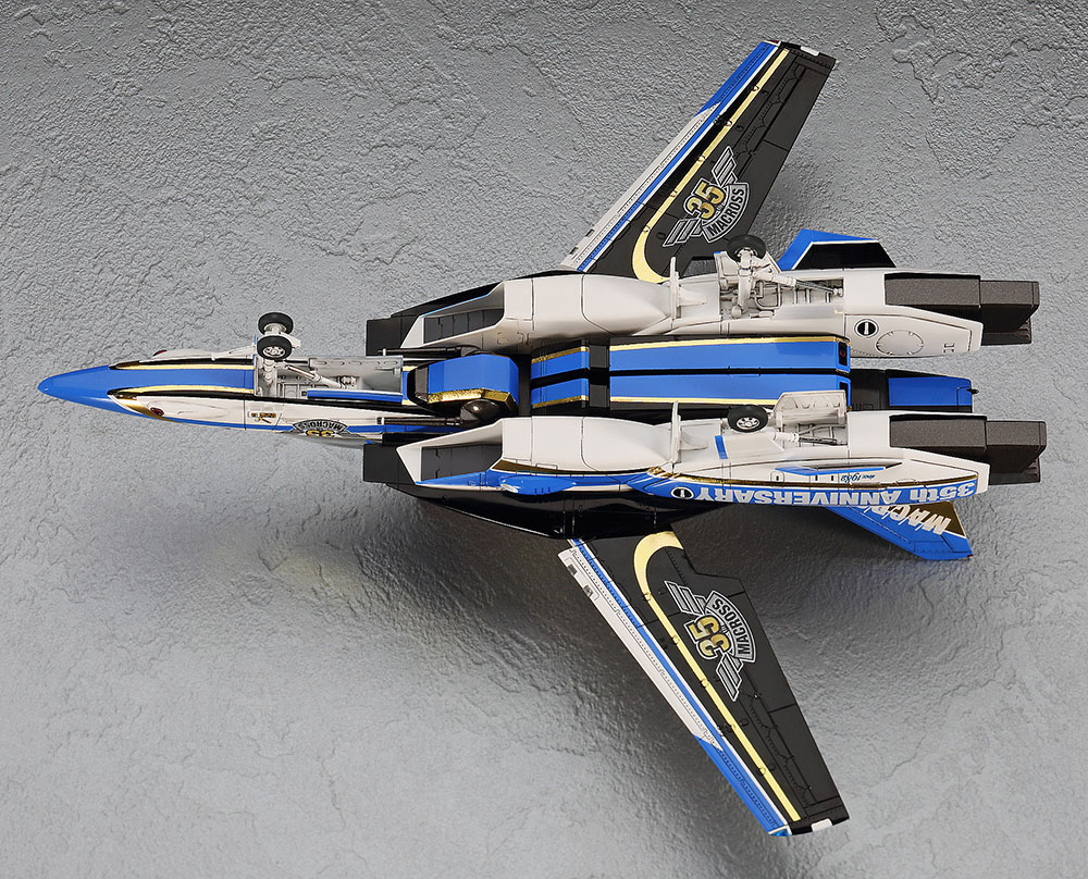 65839 1/72 VF-1Jバルキリー「マクロス35周年塗装機」【65839