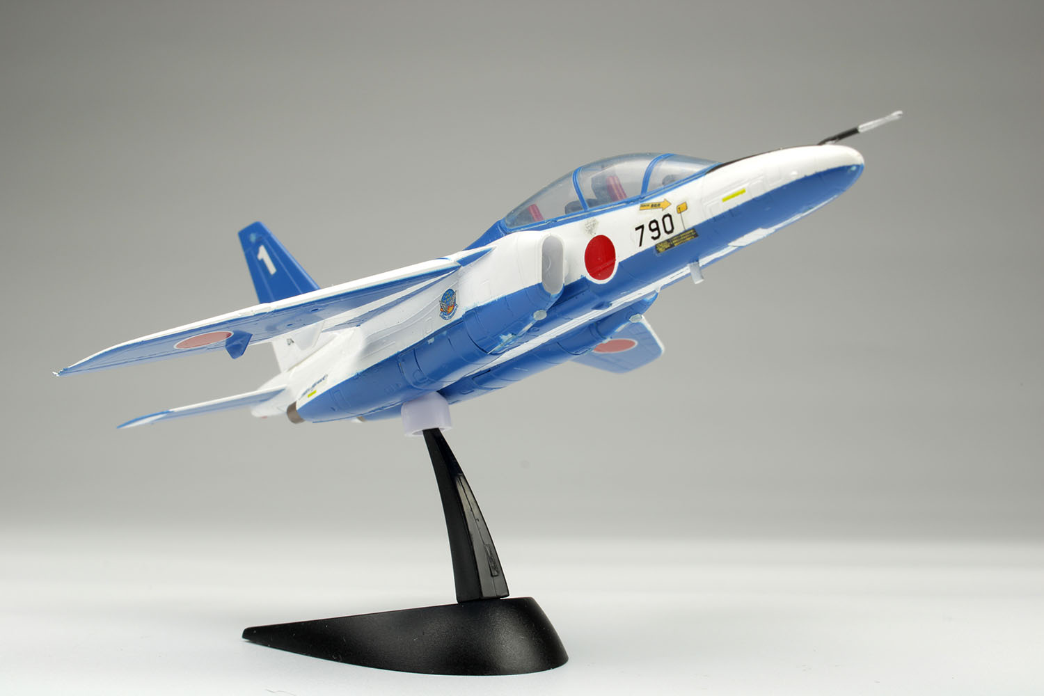 1/100 航空自衛隊 T-4 ブルーインパルス 2024【BLU-2024:4545782111651