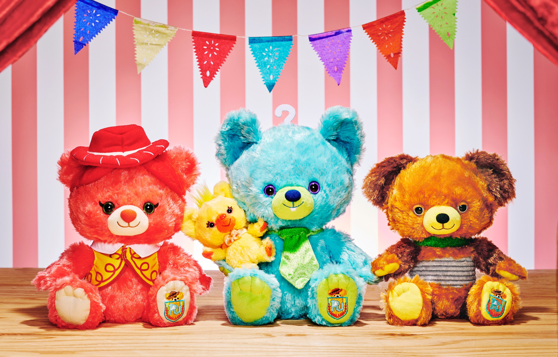 珀*読様 ユニベアシティ ぬいぐるみと (M) とキーチェーンパウシクル