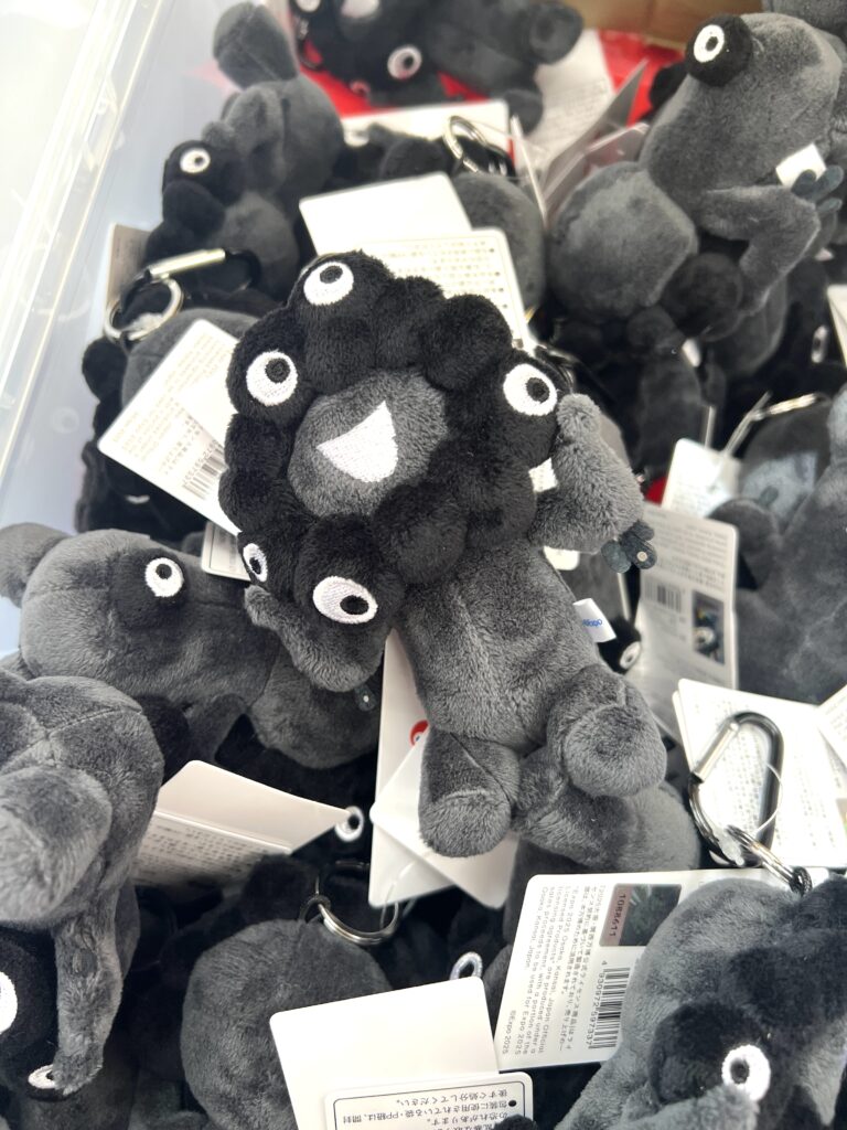 黒ミャクミャクのキーホルダーはどこで買える？大阪万博・丸善ジュンク