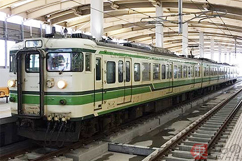 新潟の115系電車、2編成が「二次新潟色」「弥彦色」に JR東日本（1/2