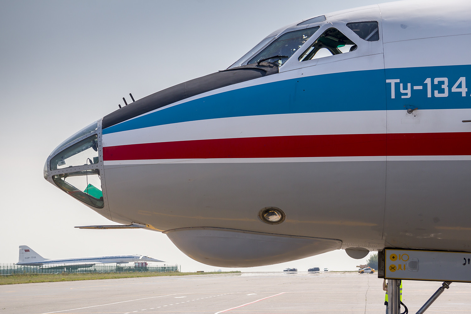 ソ連の元祖「エンジン尻ジェット旅客機」どう生まれた？ ツポレフ屈指