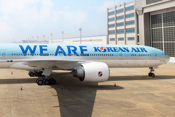 世界一文字量の多い特別塗装機」か？ 大韓航空で誕生 その驚愕発想の