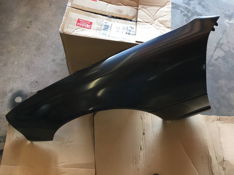 New OEM Fender for '90-'97 Mazda Miatas