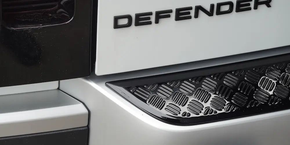 新型ディフェンダー ディフェンダー110 90 130 L663 リアバンパー