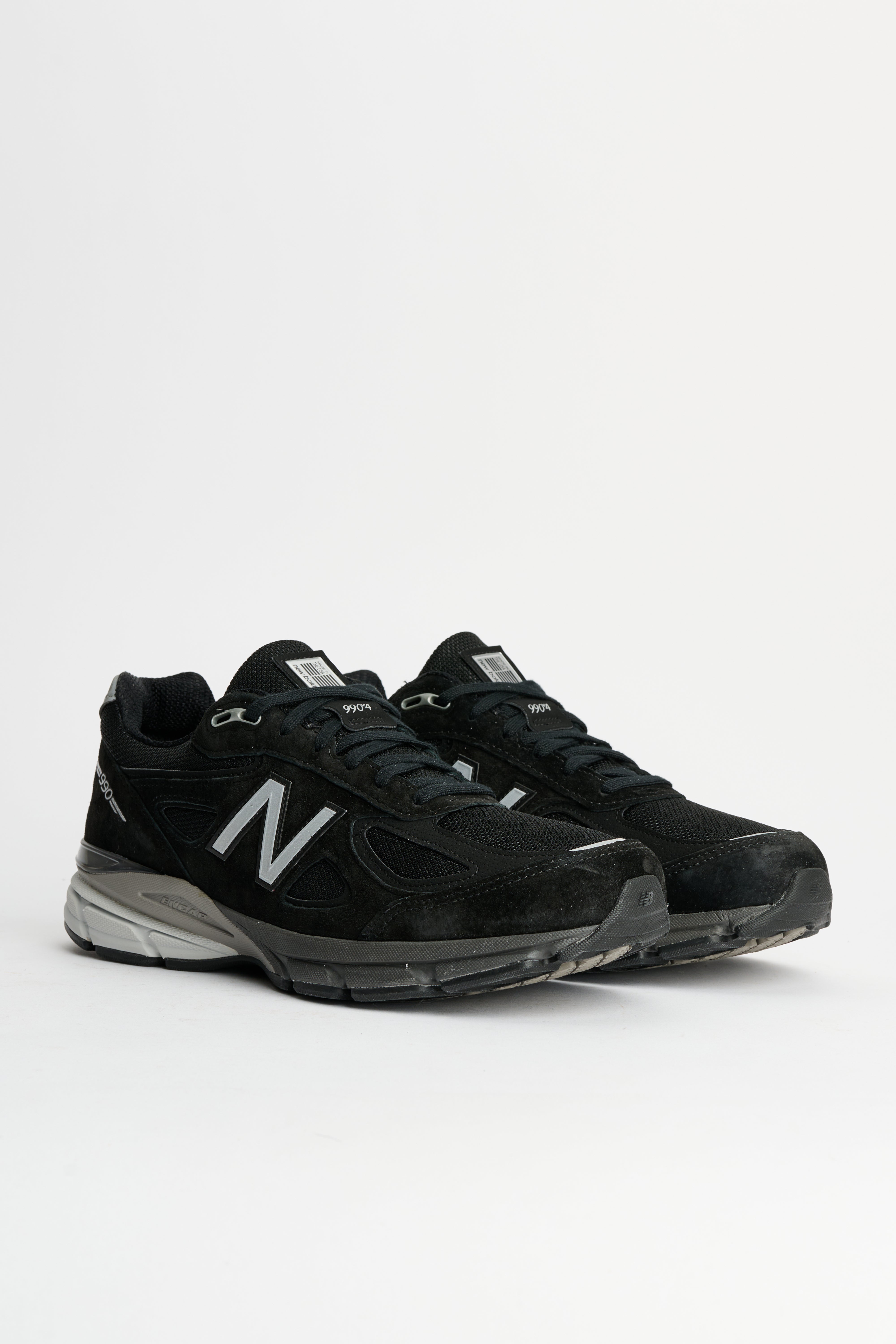 New Balance Made In USA 990v4 Core Black – Très Bien