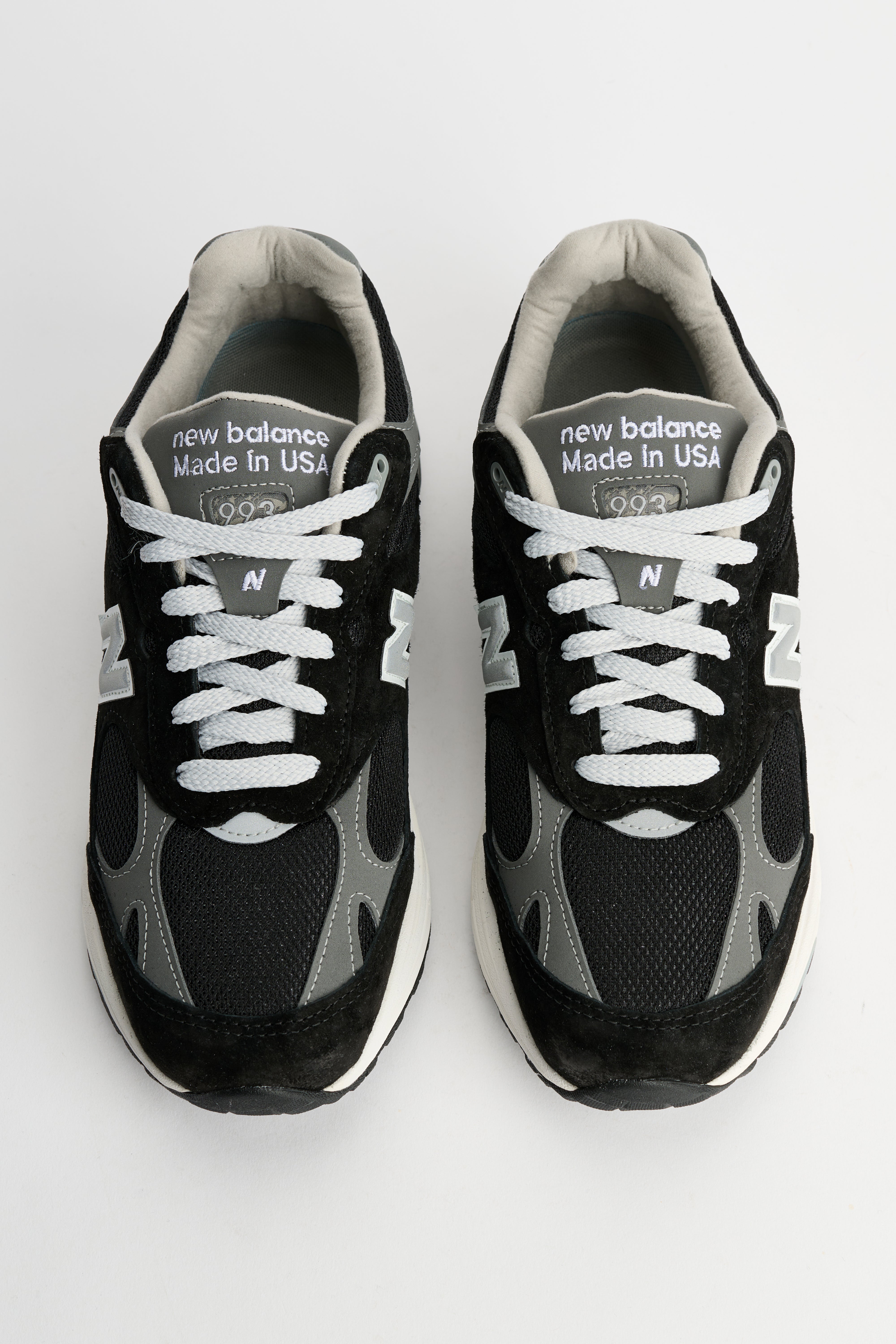 New Balance Made in USA 993 Black / Grey – Très Bien