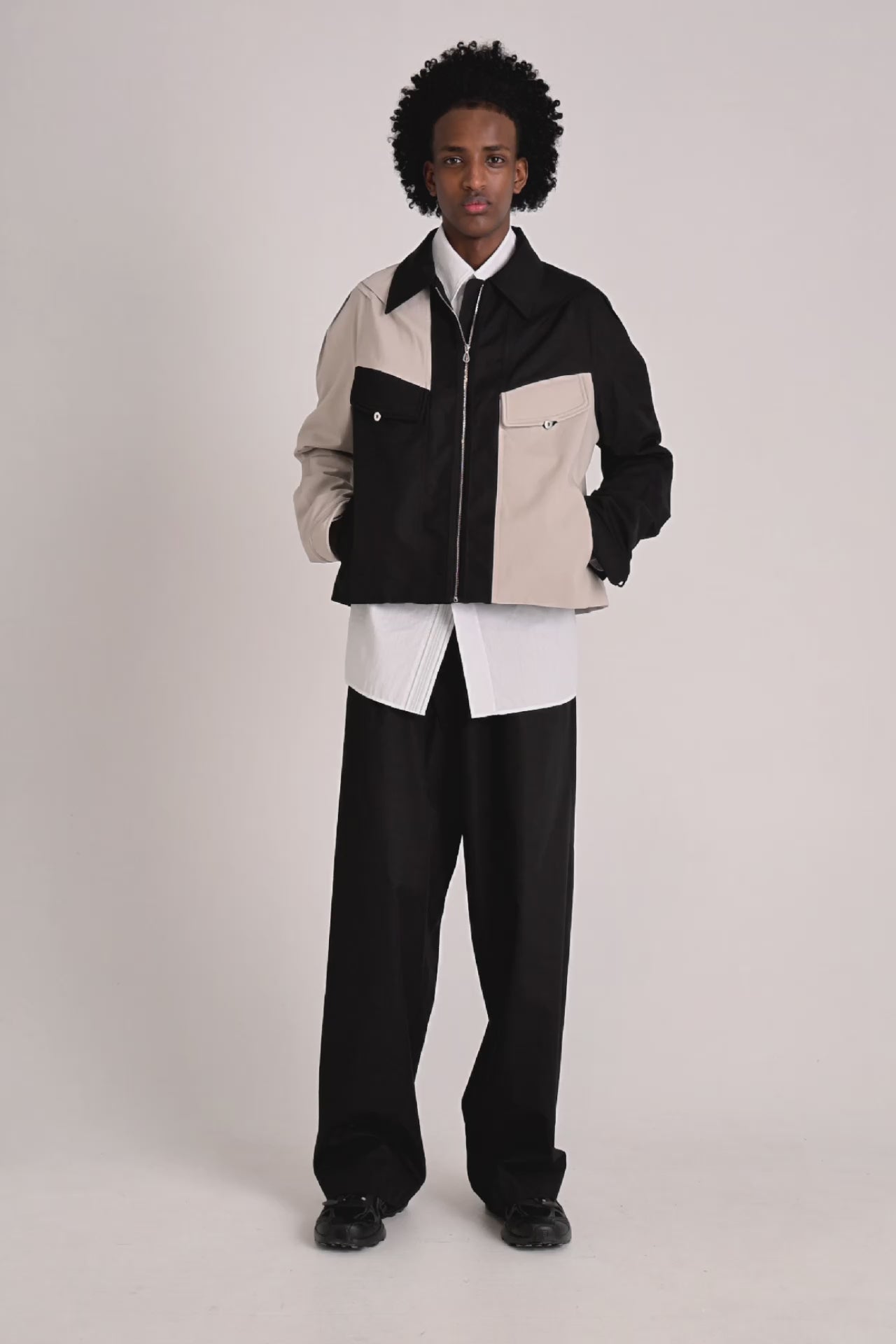 Kiko Kostadinov Alec K-Dart Blouson Seedpearl / Black Sable – Très