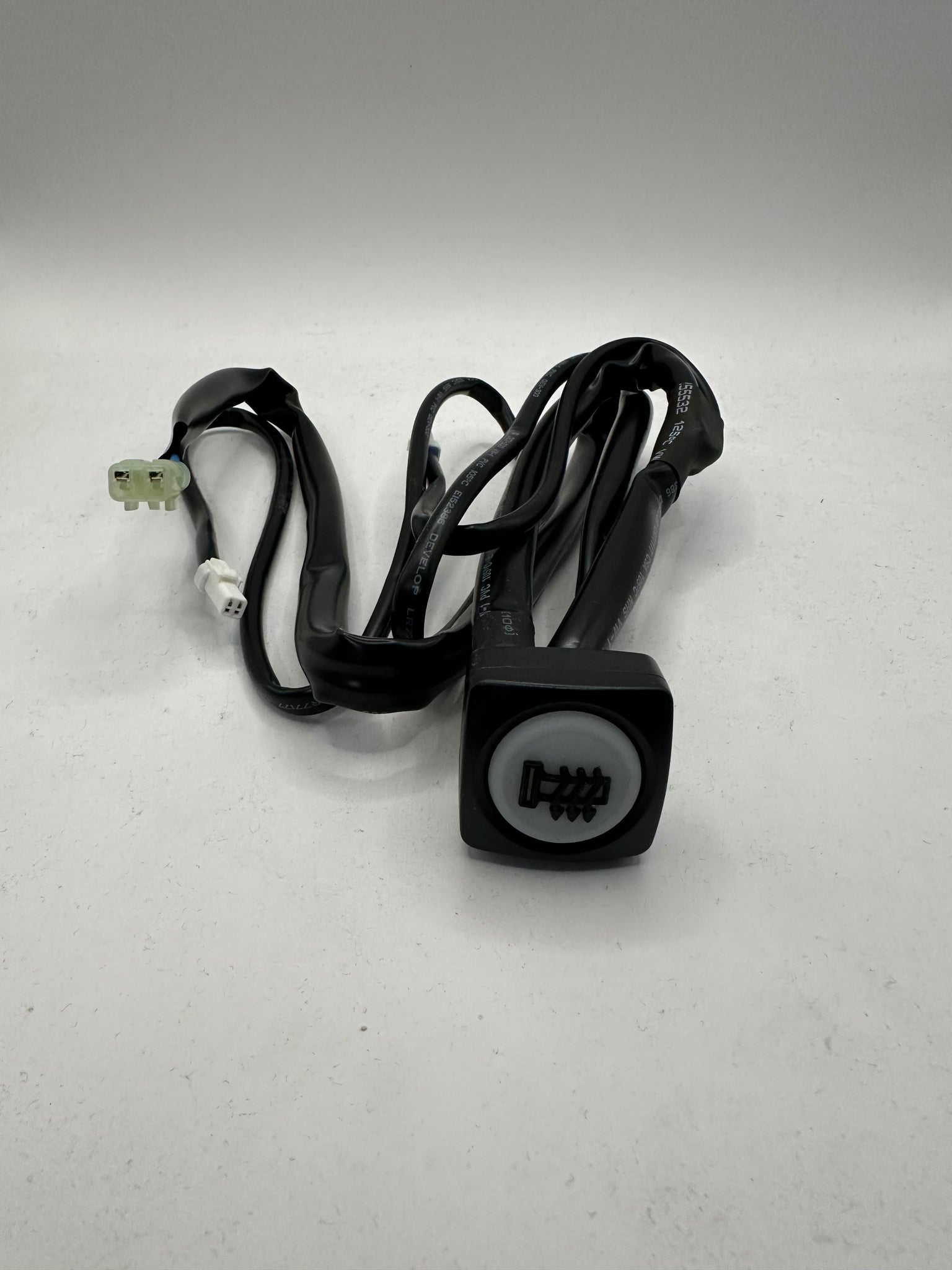 Triumph Tiger 800 models Switch Heated Grips - T2043333 – Hermy's